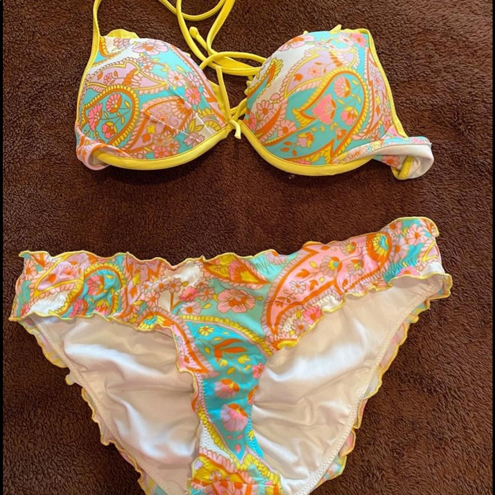 VS Swimsuits